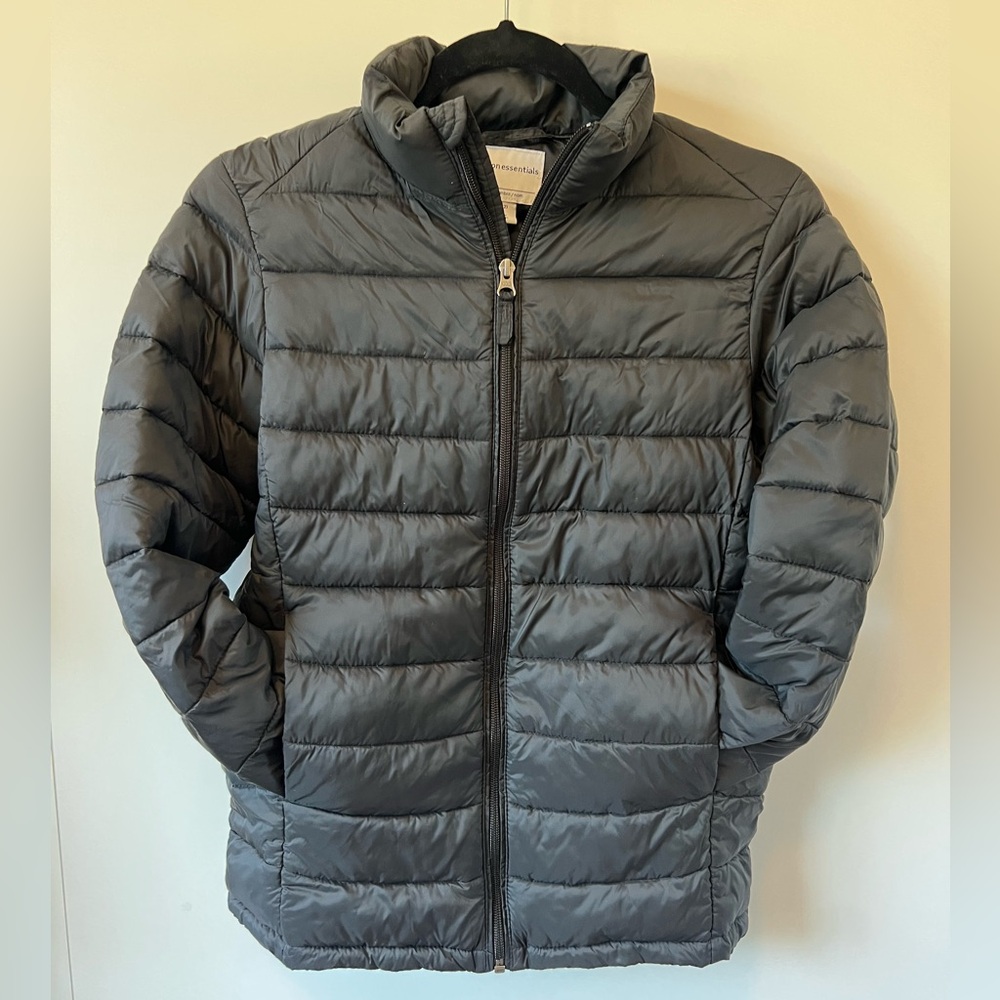 Amazon Essentials Black Puffer Jacket